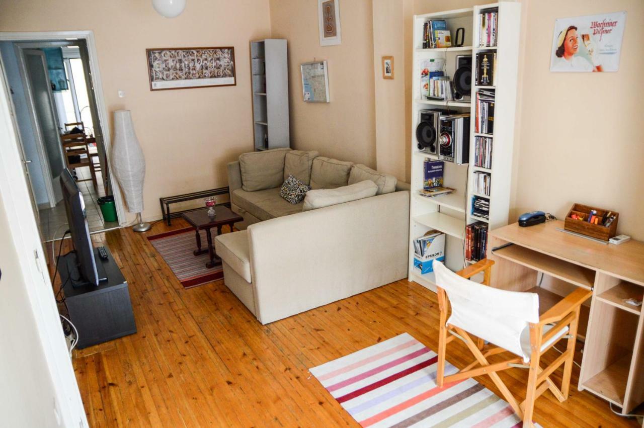An Apartment For 2-4 Friends. Солун Екстериор снимка