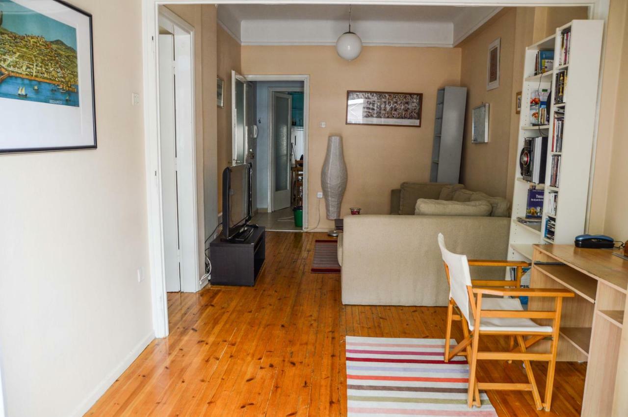 An Apartment For 2-4 Friends. Солун Екстериор снимка