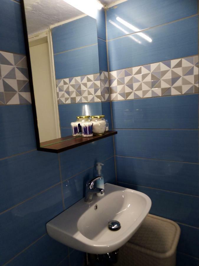 An Apartment For 2-4 Friends. Солун Екстериор снимка